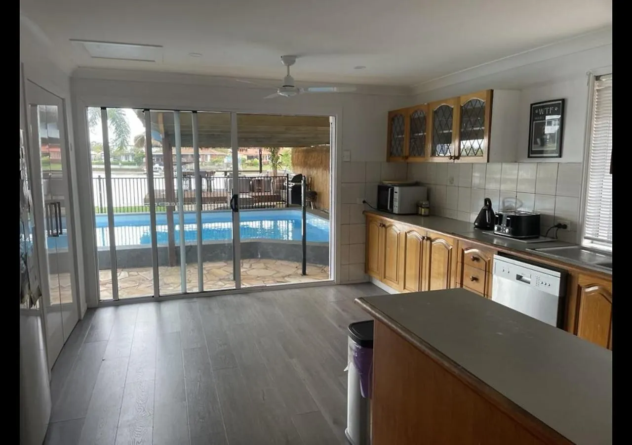 Holiday home Large Waterfront Property With Spectacular Views & Sunsets Gold Coast Australia