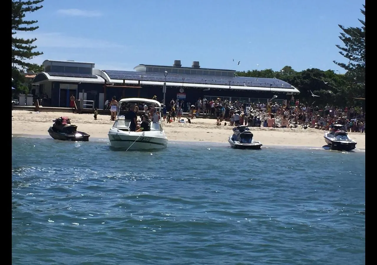 Holiday home Large Waterfront Property With Spectacular Views & Sunsets Gold Coast Australia