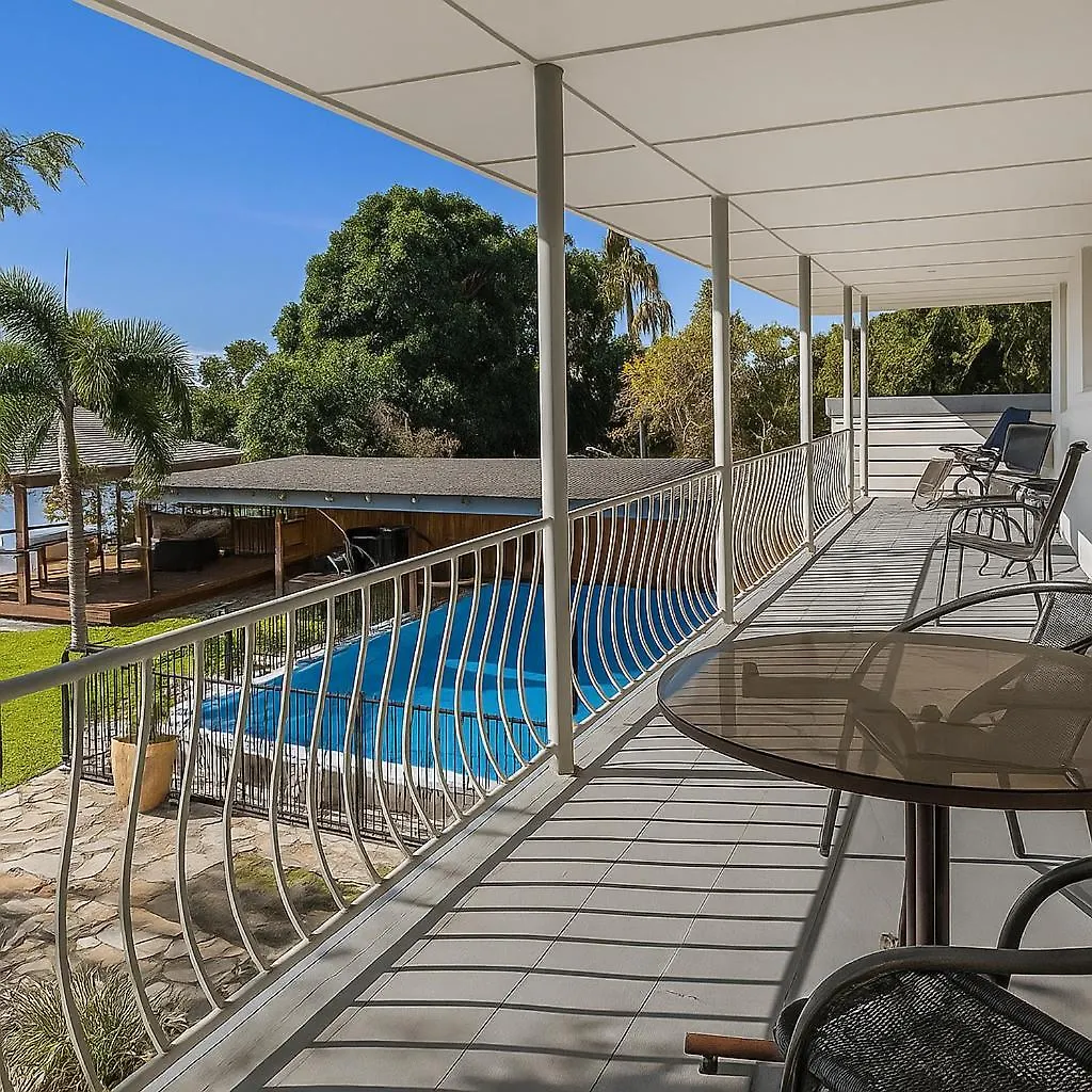 Large Waterfront Property With Spectacular Views & Sunsets Guldkusten 0*,